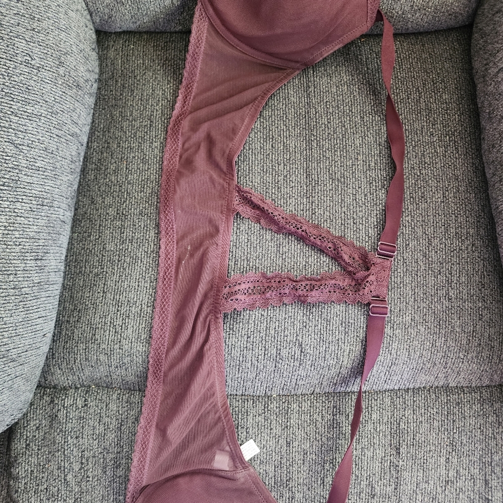 Bra - Picture 2 of 4